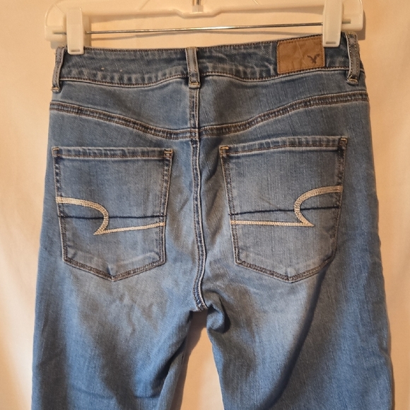 American Eagle Super Stretch High Rise Light Blue Denim Jeans Size 4 Short - Picture 2 of 5